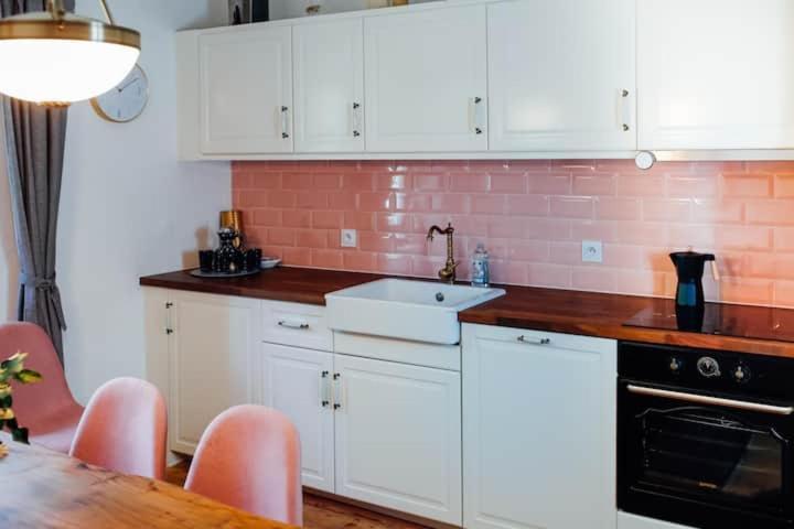 Apartment Aussee- Beletage Salzherrenhof- Kueche, Wlan, Netflix Bad Aussee Zewnętrze zdjęcie